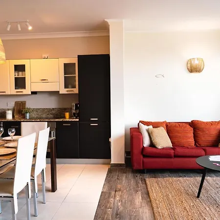 A In With Gorgeous Views *