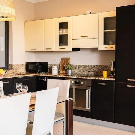 A In With Gorgeous Views Mellieħa