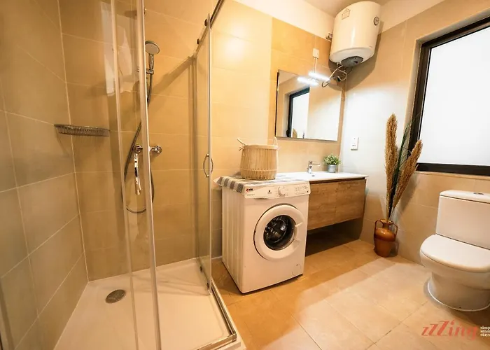 A In With Gorgeous Views شقة المليحة